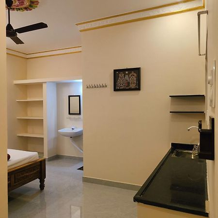 Liya Guest House Tiruvannamalai Bagian luar foto