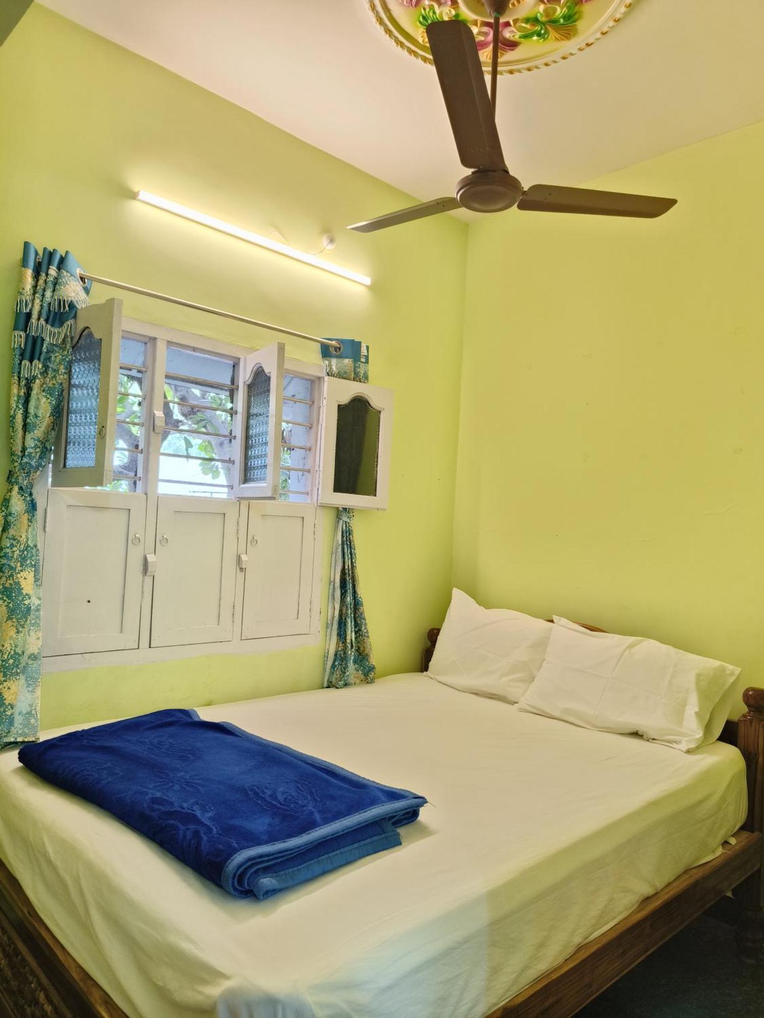 Liya Guest House Tiruvannamalai Bagian luar foto